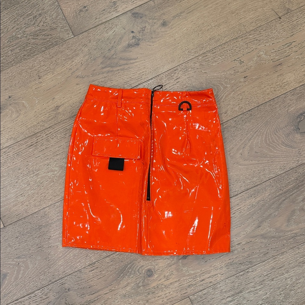 PrettyLittleThing Glossy Orange Pencil Skirt